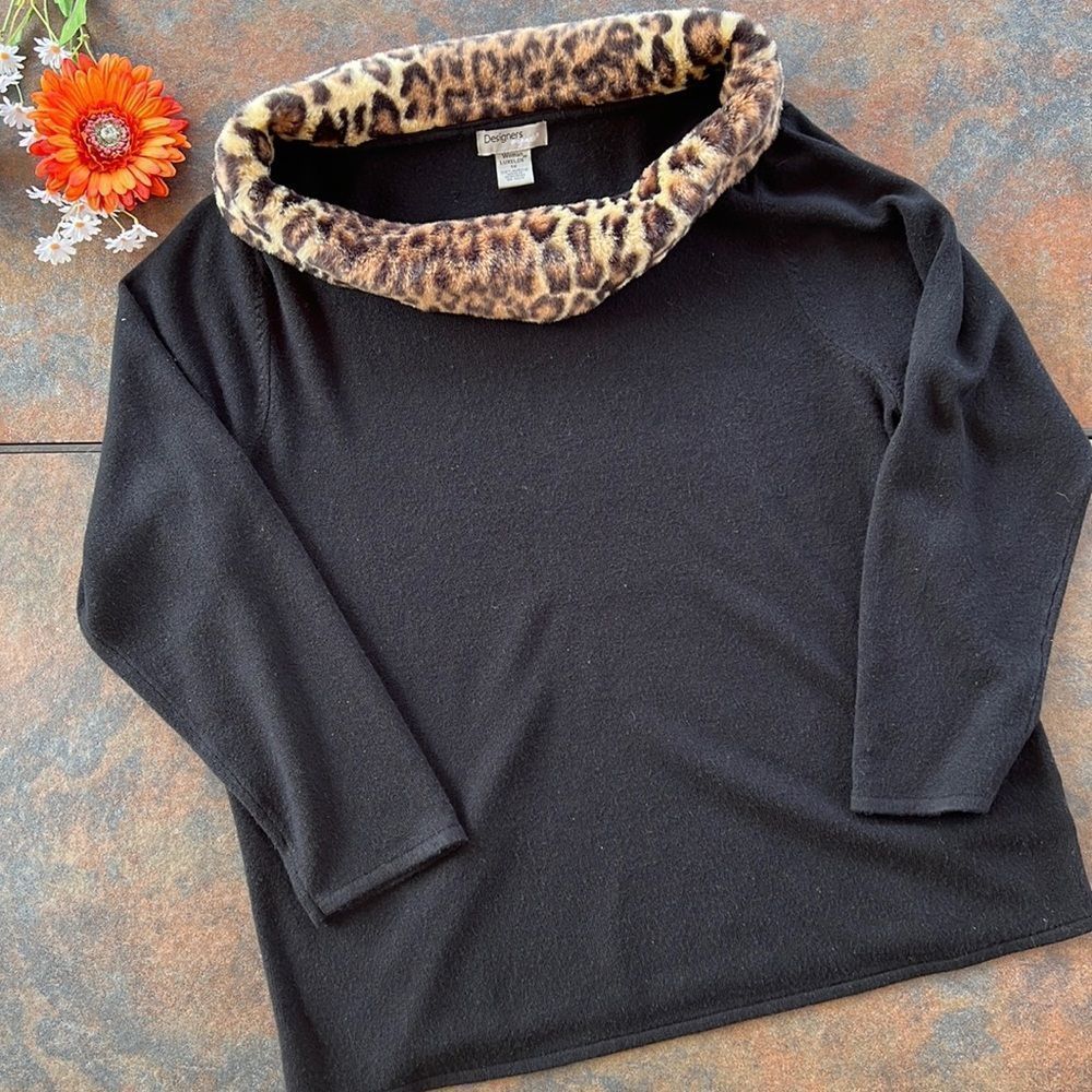 black sweater with cheetah collar